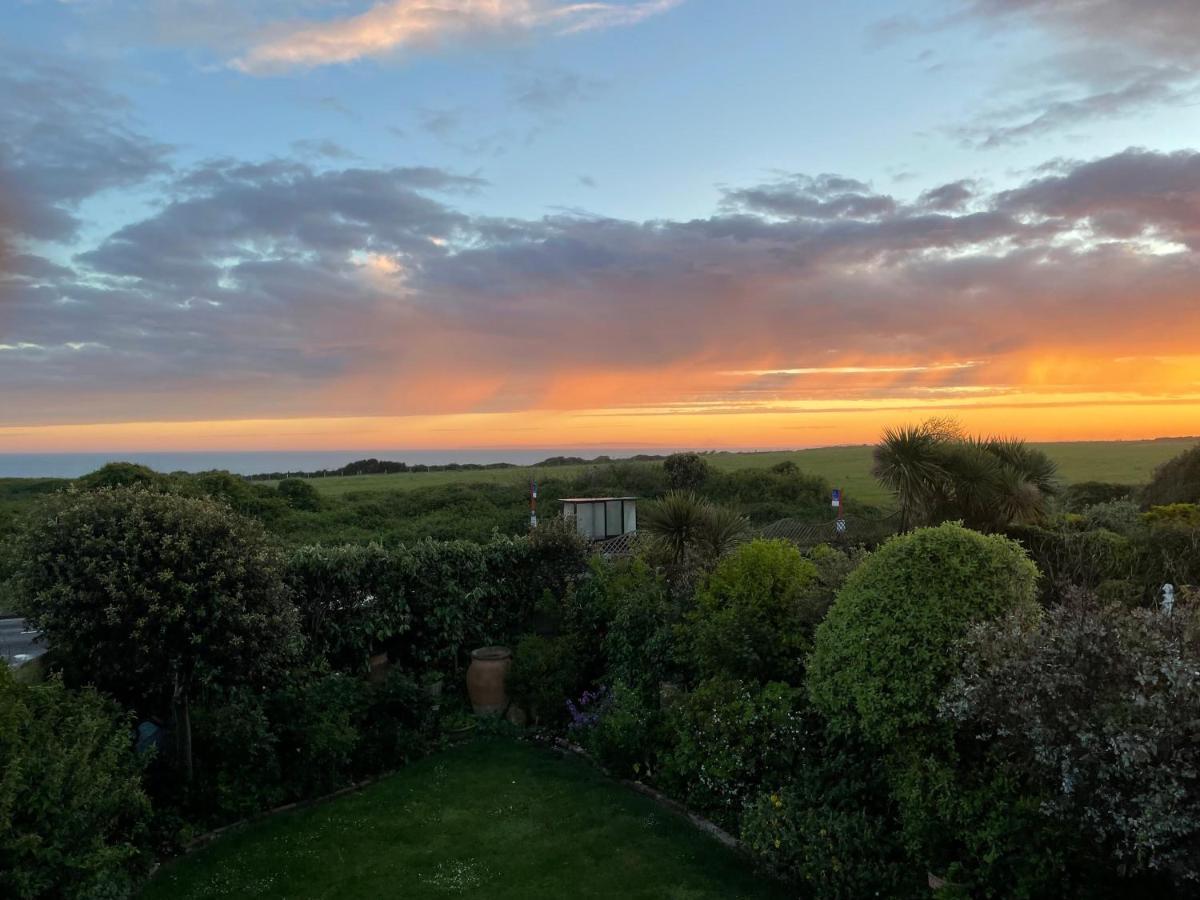 Cliff Top Garden Room Milford on Sea Esterno foto