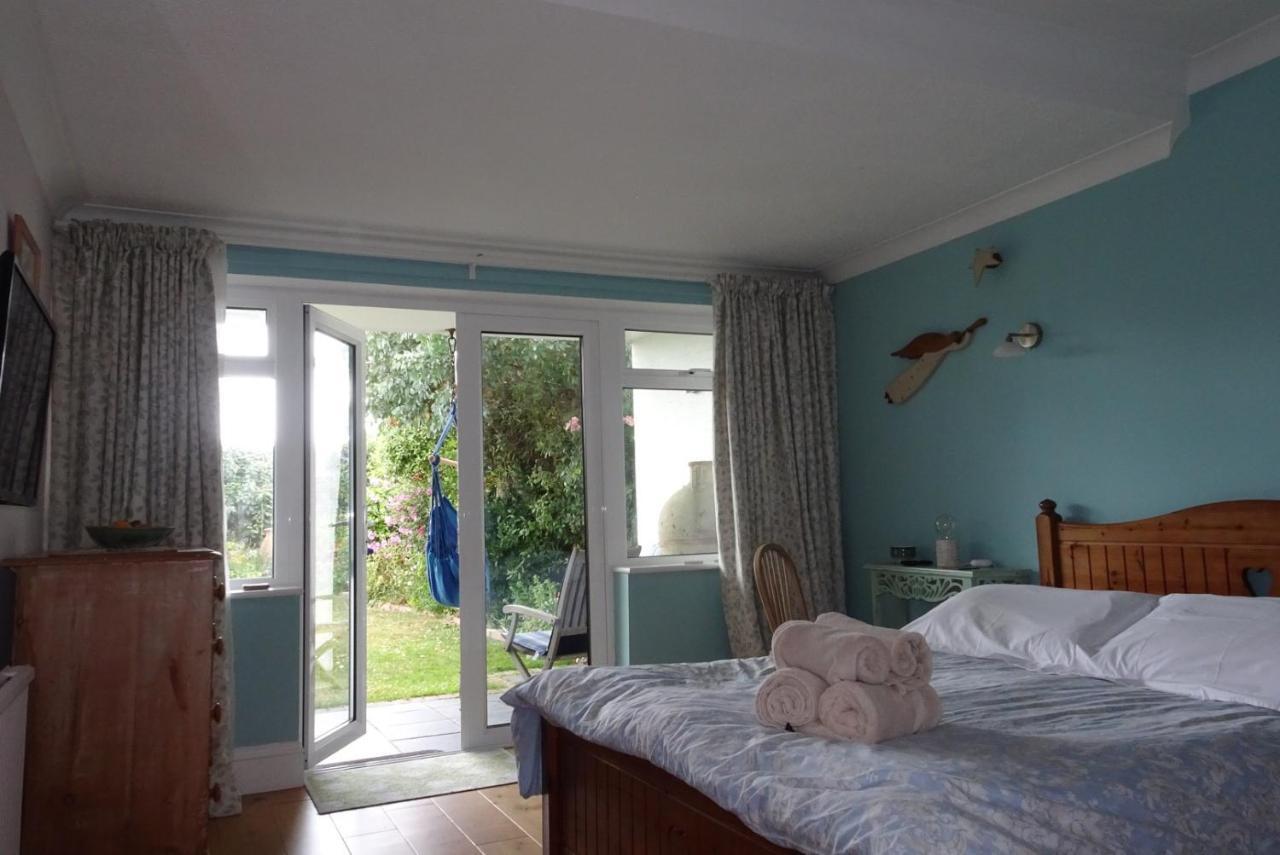 Cliff Top Garden Room Milford on Sea Esterno foto